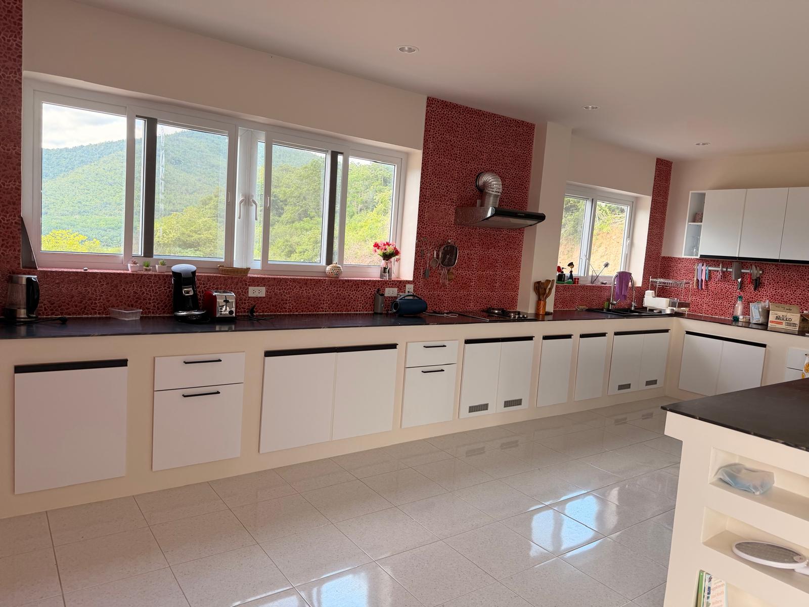 Finished kitchen with mountain views